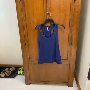 Threads 4 Thought racer back tank top SM recycled poly work out